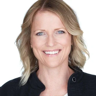 Dr. Stephanie Wenzel of Woodbury Dental Care.